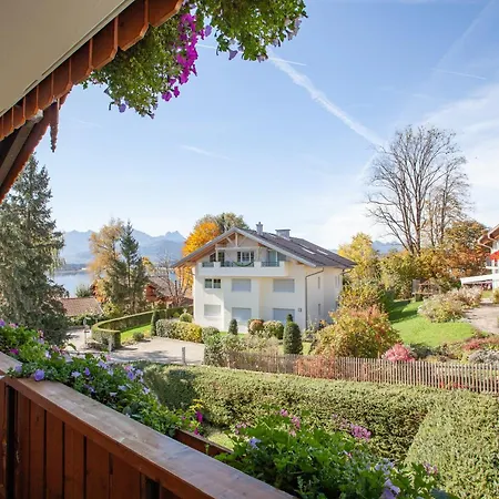 フェリエンハウス ウント ランドハウス バーガー アパート