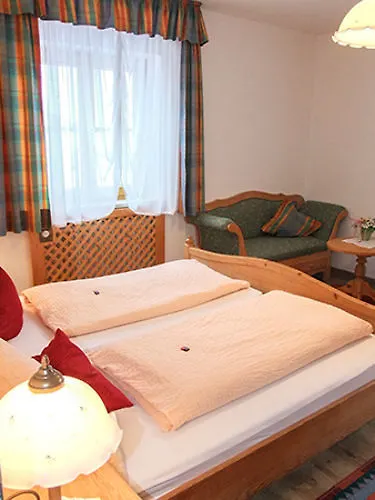 フェリエンハウス ウント ランドハウス バーガー アパート フュッセン