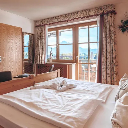 贝格费瑞豪斯兰德宫酒店 公寓