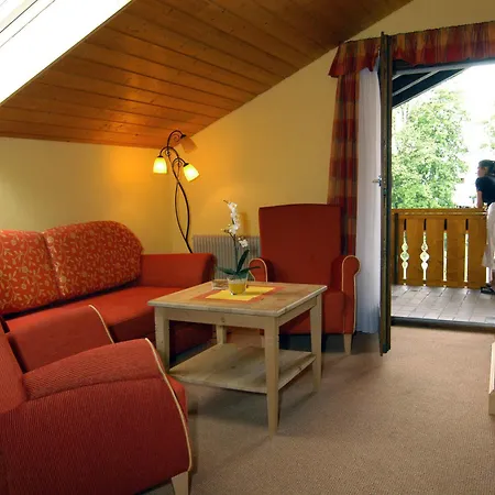 Apartment Und Landhaus Berger *