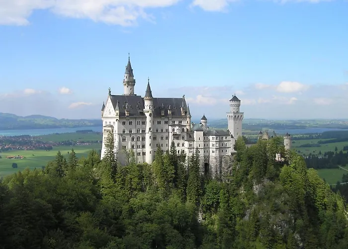 贝格费瑞豪斯兰德宫酒店 公寓 *