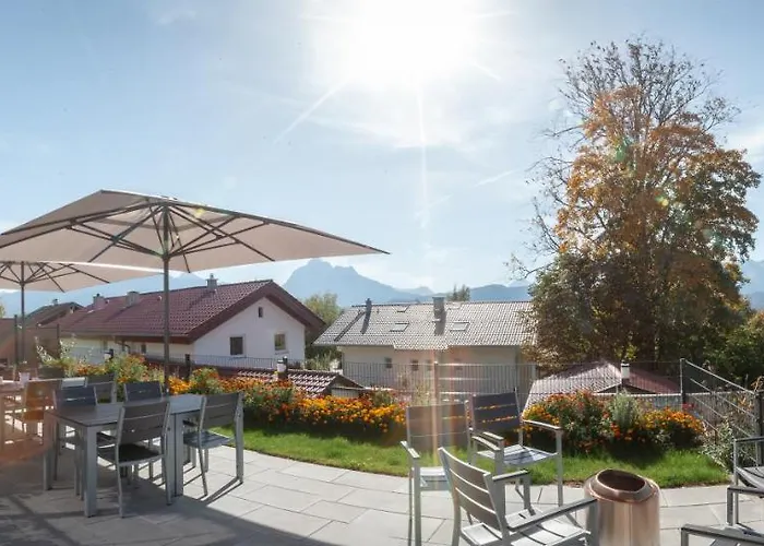 贝格费瑞豪斯兰德宫酒店 *