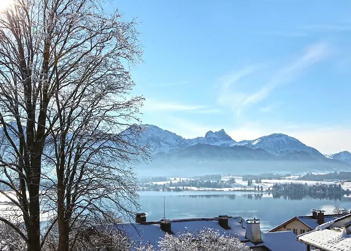 贝格费瑞豪斯兰德宫酒店 公寓 *